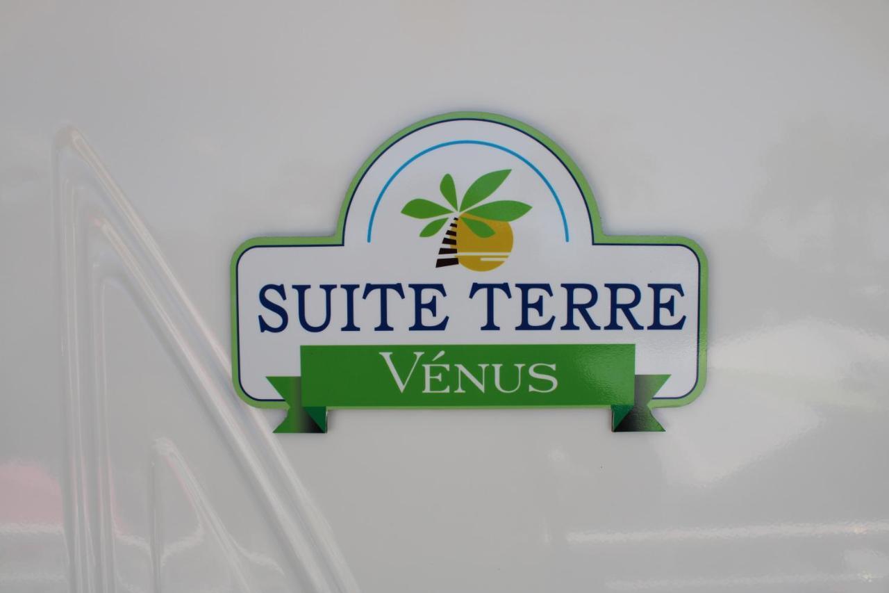 Majesty Palm Hotel Saint-Francois  Eksteriør bilde